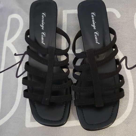 Carriage court black sandals, size 7 - Picture 1 of 8